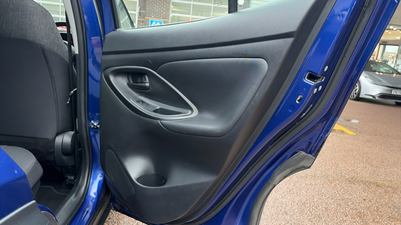 Toyota Yaris Cross 1.5 Hybrid Icon 5dr CVT Hybrid Estate